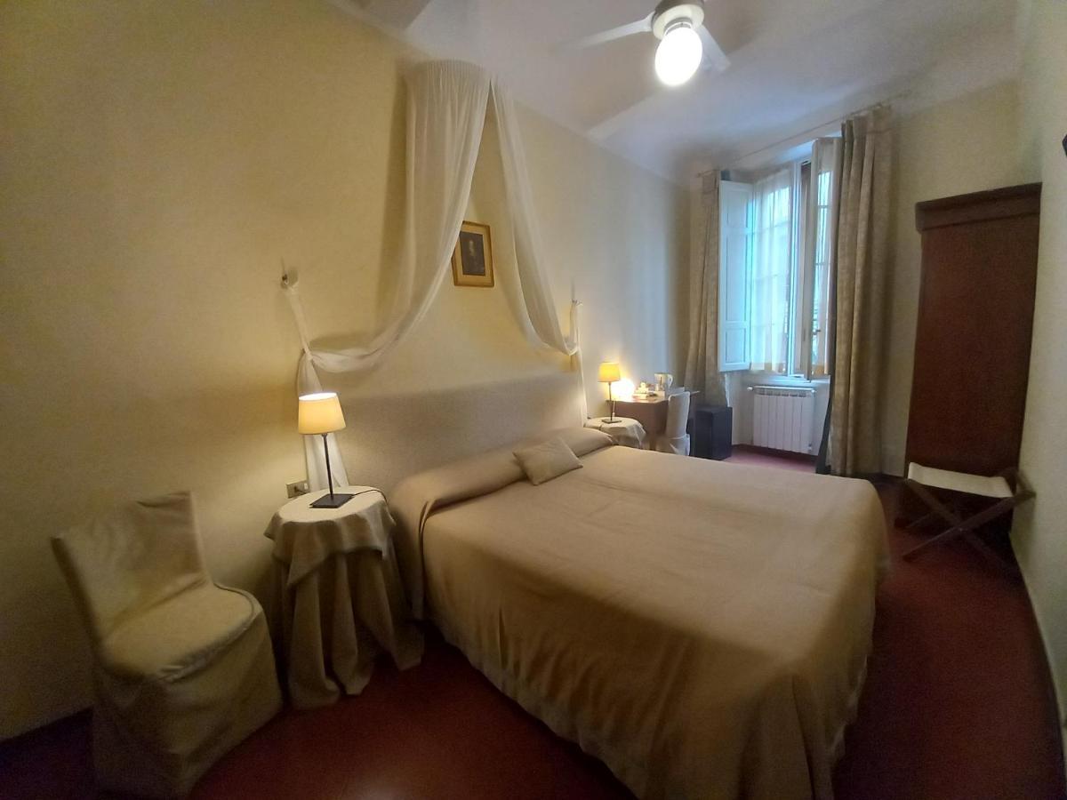 Hotel Tourist House Florencja Zewnętrze zdjęcie